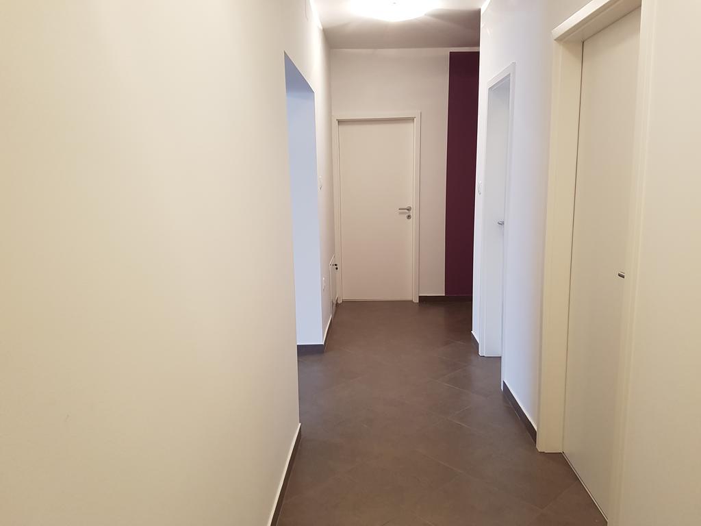 סנג' Apartments Tereza מראה חיצוני תמונה